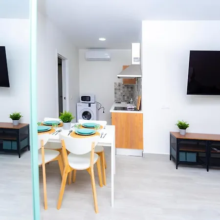 Apartament Mara 2 Playa Del Burrero Junto Al Mar, Wifi Gratis