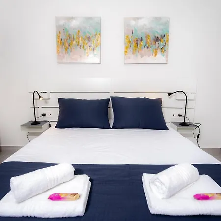 Apartment Mara 2 Playa Del Burrero Junto Al Mar, Wifi Gratis *